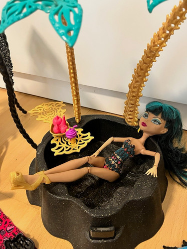 Mattel monster high - mattel,